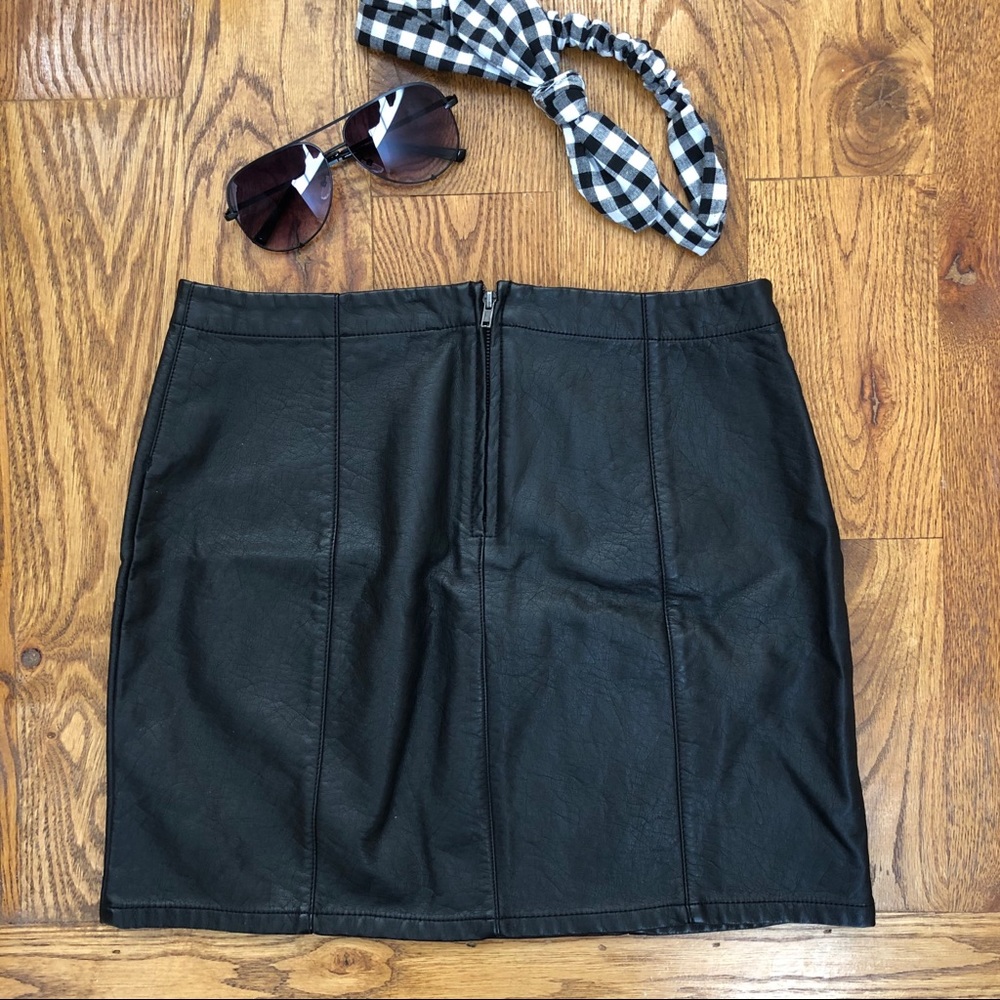 Pleather Skirt - Picture 2 of 2